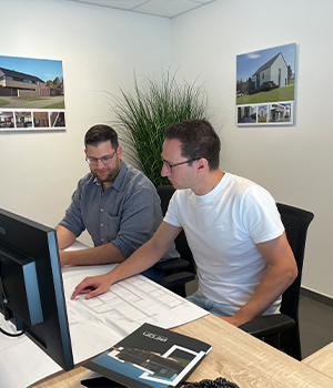 Service après-vente d'une entreprise de construction maison haut de gamme pour projet contemporain