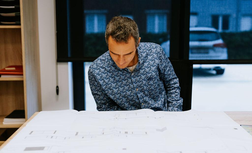Choisir son constructeur de maison en Belgique – étape projet construction, terrain, plans, devis, entreprise fiable