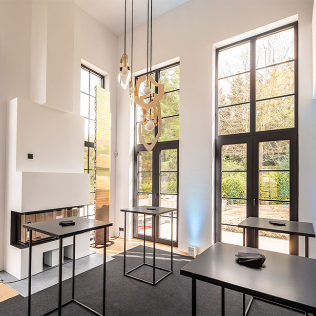 Architecture contemporaine avec grandes baies vitrées Piron